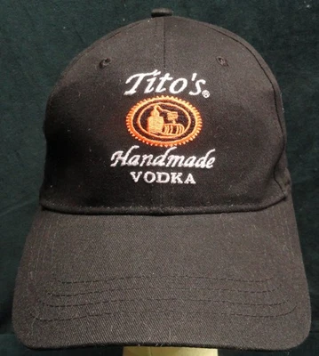 Gorra TITO'S HECHA A MANO VODKA negra con tirantes Austin Texas TOTALMENTE NUEVA Foto 1 de 4