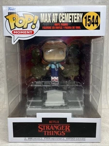 Funko POP! Figura Vinilo Moment Stranger Things Max at Cemetery 6.5" (#1544) - Imagen 1 de 7