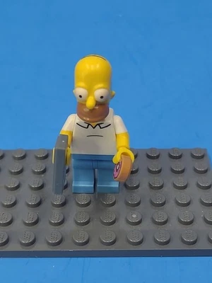 LEGO The Simpsons Series 1 Collectible Minifigures 71005 - Homer  - Image 1 of 4