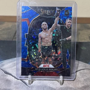2023 Panini Select UFC - Muhammad Mokaev #21 Blue Disco Prizm (RC) /49 SSP🔥 - Bild 1 von 2