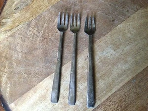 Antique Reed & Barton Durable Silver Plated Mini Forks Set of 3 - Picture 1 of 2