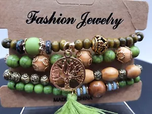 Armband, grün Boho Holz Perlen Quaste & Lebensbaum Stretch Anhänger Bracelet - Bild 1 von 2