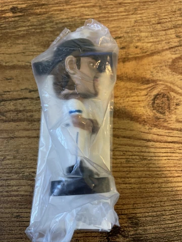 Mike Piazza    Post cereal   MLB     Mini Bobblehead     (2002) Cover