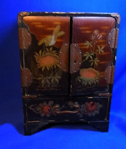 Attic Found Vintage Japanese Wood Shelf Flower Motive Jewel Case #< - Picture 1 of 9