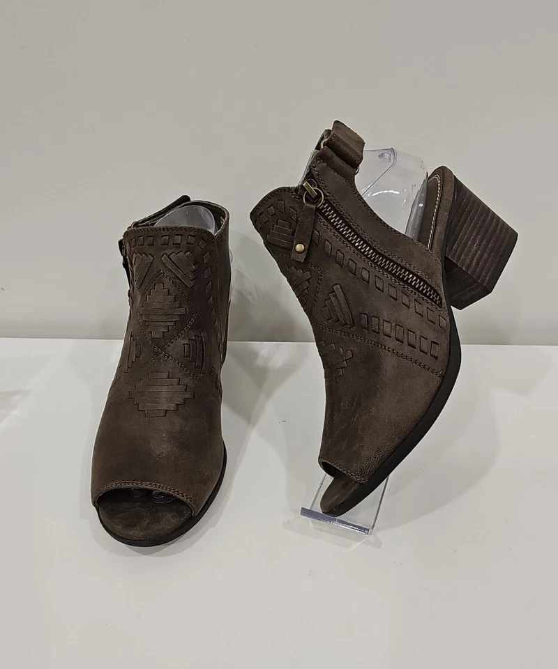 Baretraps Ivalyn Mushroom Brown Block Heel Open Toe Bootie/Sandal Size 7.5 M - Image 1 of 4