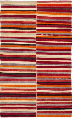 Vintage Hand Woven Turkish Carpet 5'3" x 9'9" Traditional Wool Kilim Rug - Image 1 of 4