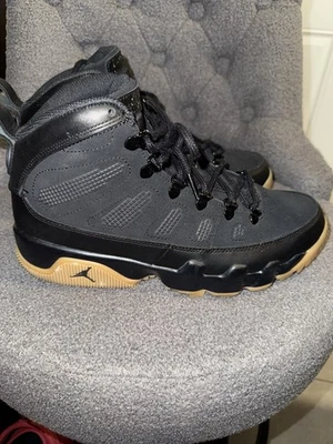 Air Jordan 9 Bota Retro NRG Negro Goma Lote AR4491-025 Talla 8.5 Foto 1 de 4