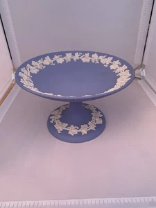 Vintage Wedgwood Jasperware Grapevine Pedestal Footed Candy Dish Compote VGC - Picture 1 of 7