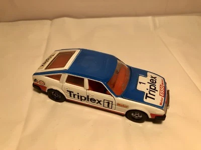 Corgi Rover 3500 Triplex Rally Race Car Esso 1:43 Scale England 5" Long - Image 1 of 4