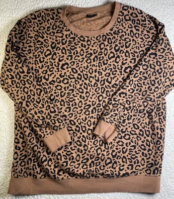 Women’s Torrid Ultra Soft Fleece Leopard Raglan Sweatshirt Sz 0 - Image 1 of 4
