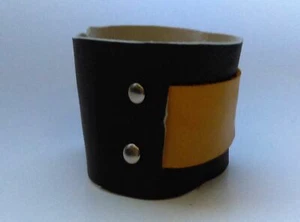 Grey and Yellow Cuff - Picture 1 of 4