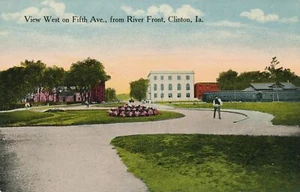 CLINTON IA - Fifth Avenue View West from River Front - Picture 1 of 2
