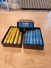 Vintage Dixon kredki na drewno tuziny pudełek 12 niebieskich 521, 10 żółtych 496 
