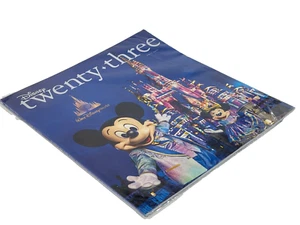 D23 Walt Disney World Twenty-Three Magazine Fall 2021 Mickey Mouse - Picture 1 of 3
