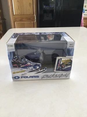 2000 Ertl Polaris Classic 600 Blu Die Cast 1/18 Scale Snowmobile Model 13176 NIB - Image 1 of 4