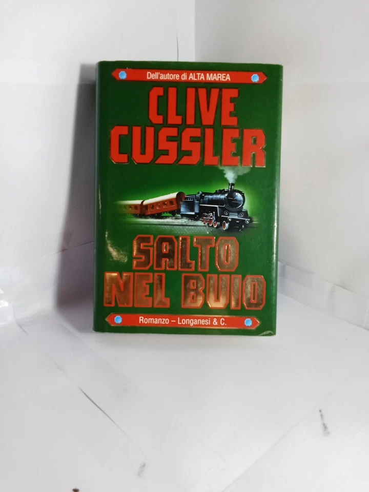 Dell' autore di ALTA MAREA  CLIVE CUSSLER SALTO NEL BUIO - Immagine 1 di 4