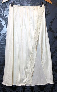 Vintage 1980s Warner’s Nylon Half Slip – Ivory Lace Side Slit, Made in USA, M - Picture 1 of 5
