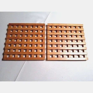 Heritage Mint Brand Thick Wooden 7.5" x 7.5" Trivets Set of 2 (9a1) - Picture 1 of 8