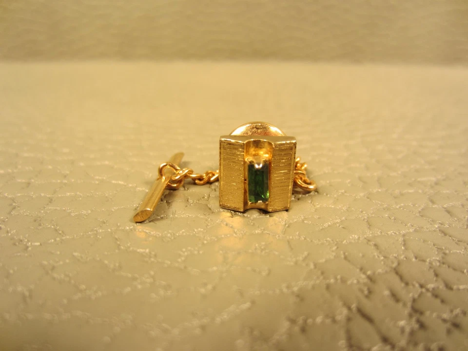 Винтажный галстук из зеленого стекла с покрытием из желтого золота - Изображение 1 из 1