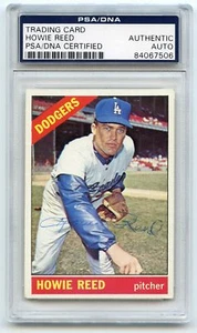 Howie Reed Signed 1966 Topps #387 Dodgers PSA/DNA Encapsulated - Bild 1 von 1