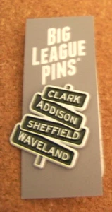 Chicago Cubs streets sign pin - Wrigley Field location MLB c45312 - Picture 1 of 6