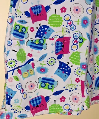 Women's Bonita Owl V Neck Scrub Top Short Sleeve Bright Colors Size Medium - Image 1 of 4