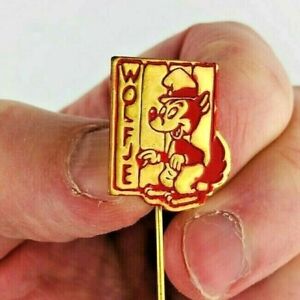 Walt Disney 1960s WOLFJE Stick Pin Lil Bad Wolf Three Pigs Button Dutch  *J14b