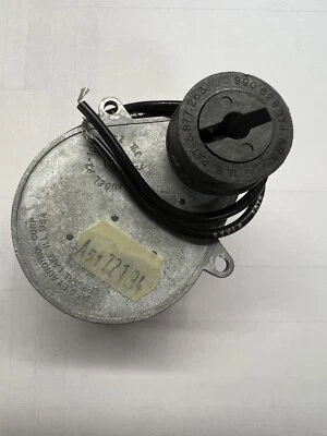 A51-72134 Skuttle Humidifier Motor - Image 1 of 4