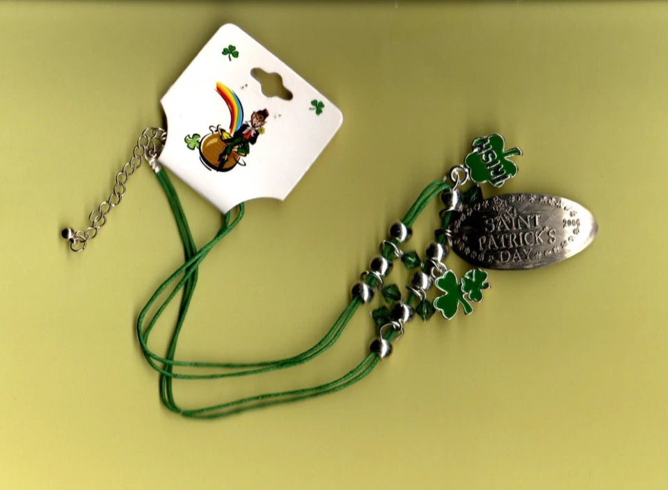 Collar Cuarto Alargado Día de San Patricio Foto 1 de 1