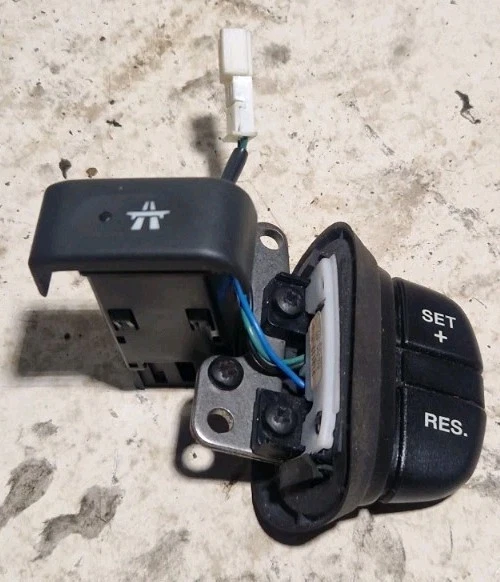 Kit de interruptores de control de crucero Land Rover Discovery 2 TD5 V8  Foto 1 de 1