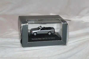 Herpa 1:87 Mercedes-Benz 300CE-24 Cabrio silber Modell Made in Germany - Bild 1 von 12