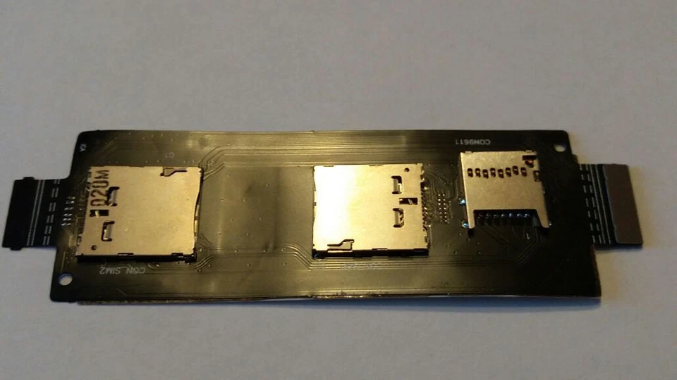 LETTORE SIM CARD READER +MICRO SD per ASUS ZENFONE 2 ZE551ML ZE550ML Z00AD Z008D - Immagine 1 di 1