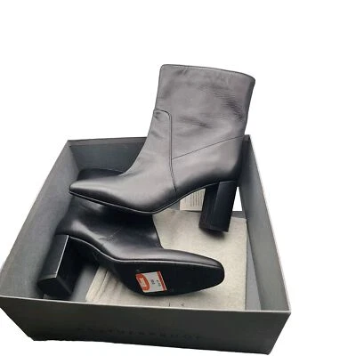 Aquatalia Womens ankle boots Luzio Black Weatherproof  Block Heel zip  sz 9 new - Image 1 of 4