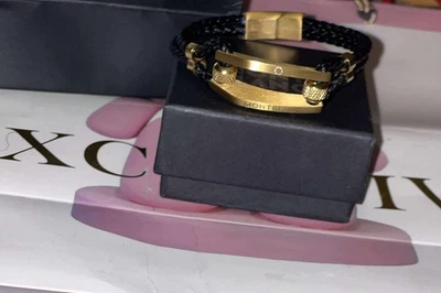 Pulsera Montblanc de cuero tejido de acero inoxidable negra Foto 1 de 3