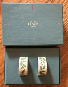 Lenox Holiday Serviettenringe 2er Set Stechpalme Beeren Blätter Weihnachten OVP - Bild 1 von 8