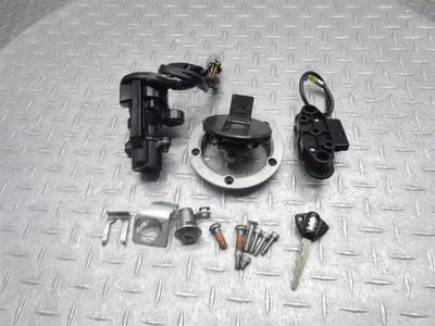 2007 06-07 Suzuki GSXR 750 GSXR750 Lock Set Ignition Switch Fuel Cap With Key - Image 1 of 4