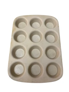 The Pampered Chef Classics Collection 12 Tassen Steinzeug Muffinform 1465 #1465 - Bild 1 von 13