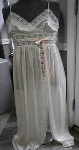 Vintage Gilead Long Slit Nightgown Cream color Lace Bow Romantic Medium USA - Picture 1 of 8