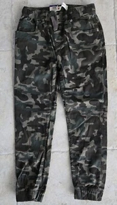Levi's Youth Elastic Cuff Waist 26 Stretch Twill Jogger Pocket Green Camo 12 NWT - Picture 1 of 8