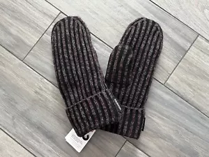 LULULEMON TEXTURED FLEECE-LINED MITTENS, CASSIS/BLACK/GRAY, NWT $64 - Picture 1 of 2