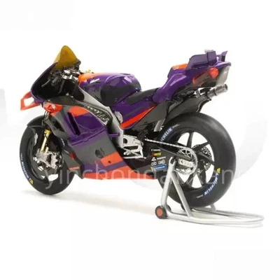 KILOworks 1:12 MotoGP Ducati Martin #1 Diecast - Image 1 of 4