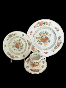 VILLEROY & BOCH SUMMER DAY 4 PIECE PLACE SETTING - EXCELLENT - Picture 1 of 3
