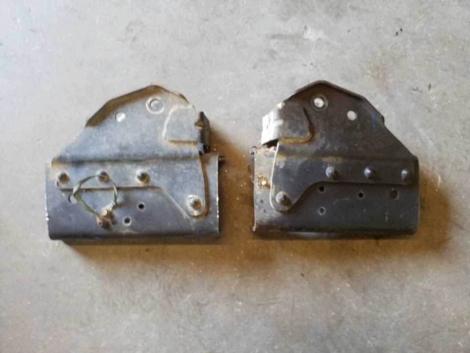 Juego de soportes de brazo de control de radio 4x4 | Se adapta a Ford F350 F450 DRW 2008-2009 Foto 1 de 4