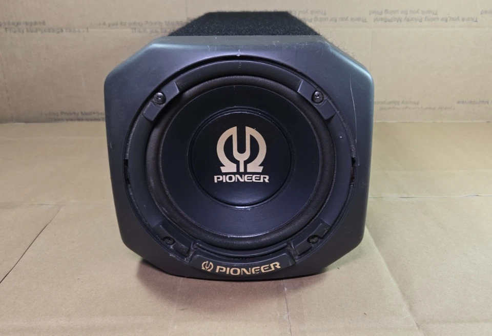 Subwoofer Bazooka Pioneer TS-WX65. Altavoz 19”x8” con 6” de diámetro *FUNCIONA BIEN* Foto 1 de 4