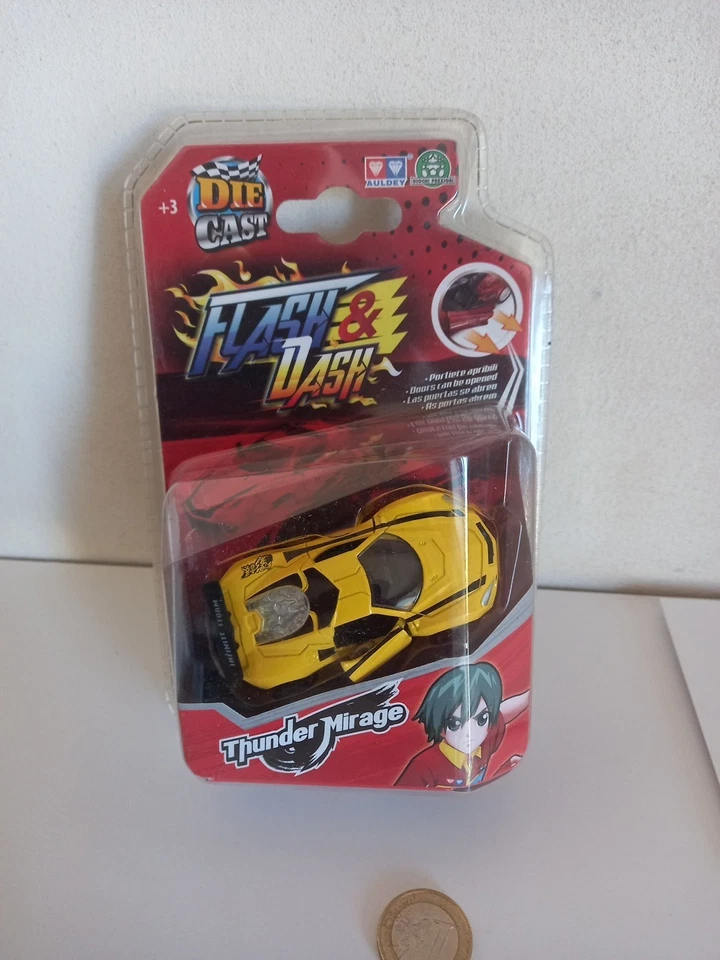 FLASH & DASH DIE CAST MODELLINO AUTO NUOVO GIOCHI PREZIOSI THUNDER MIRAGE - Immagine 1 di 1