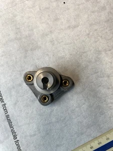 1191580640 Rotor Arm Mounting W124/140 R129 - Picture 1 of 4
