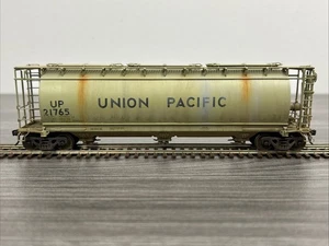 Overland Models HO Brass OMI-3038 CH-90-5 Cylindrical Hopper UP #21765 Weathered - Picture 1 of 14