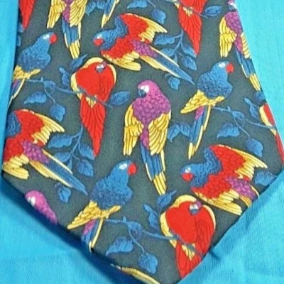 59" Silk Tie-Red Purple Blue Gold Parrots on Black Background 417 by Van Heusen Foto 1 de 2