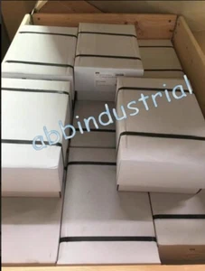 F12-090-MS-SV-S-000-0000-P0 Parker motor - Picture 1 of 2