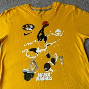 NEW Nike T Shirt Mens Large Yellow Standard Fit Basketball NCAA March Madness - Picture 1 of 10